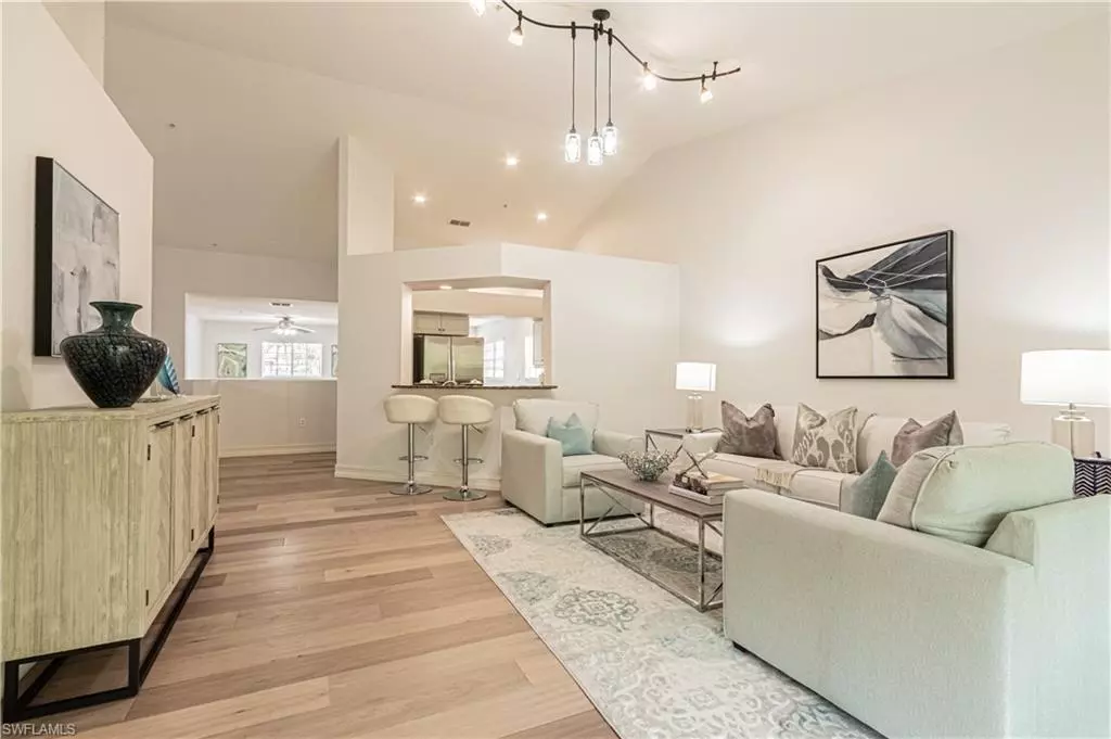 Naples, FL 34104,330 Dover PL #202