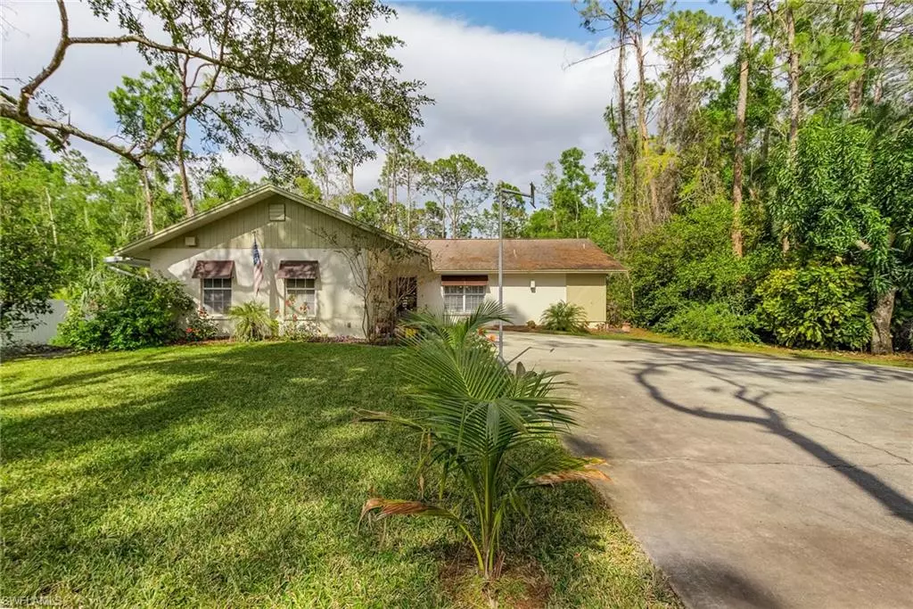 Naples, FL 34109,6561 Bottlebrush LN