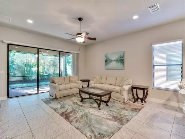 Naples, FL 34109,13387 Silktail DR