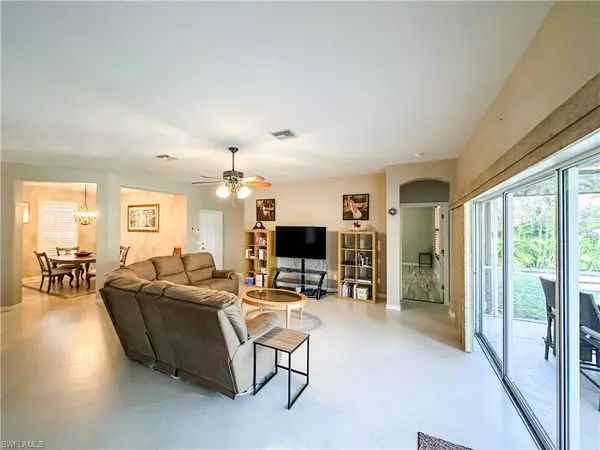 Cape Coral, FL 33990,2211 SE 9th TER