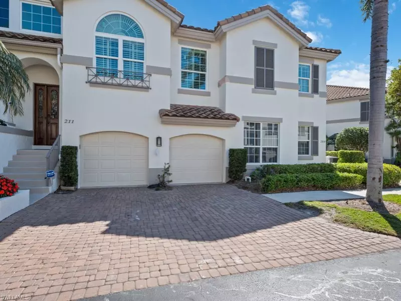 209 Colonade CIR #1901, Naples, FL 34103