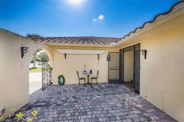 Bonita Springs, FL 34135,27153 Edenbridge CT