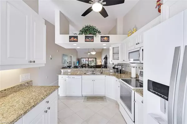 Naples, FL 34112,2365 Bayou LN #4