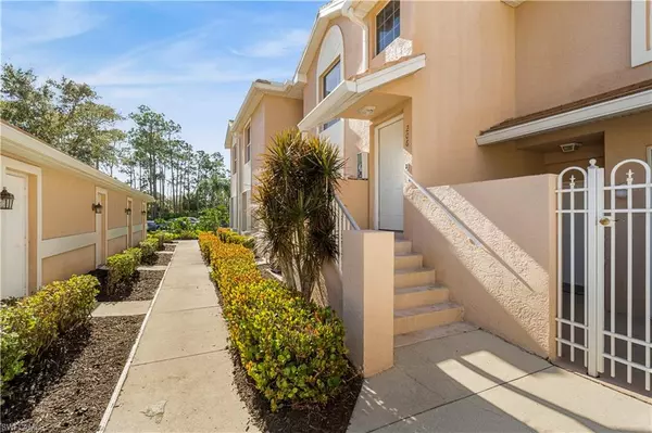 Naples, FL 34109,6205 Wilshire Pines CIR #2-206