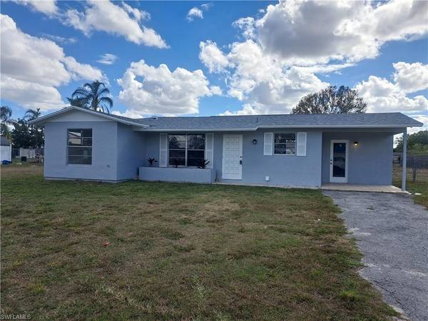 1435 Caywood CIR N, Lehigh Acres, FL 33936