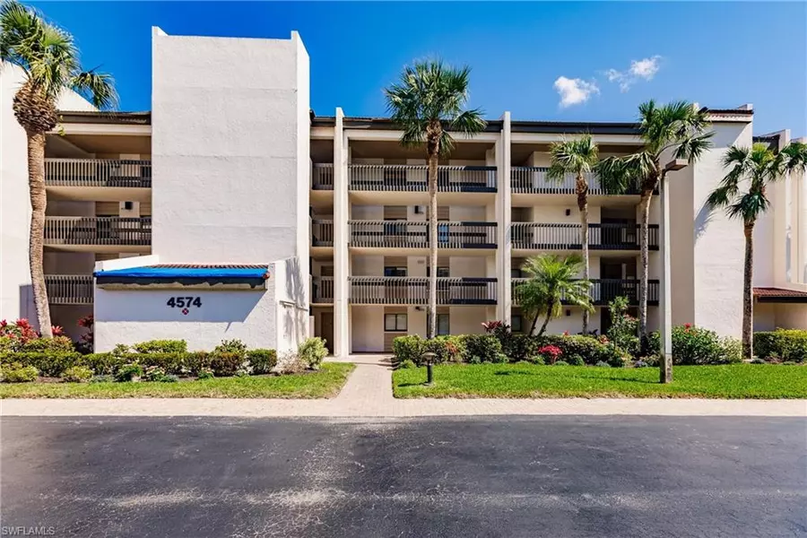 4574 Trawler CT #404, Fort Myers, FL 33919