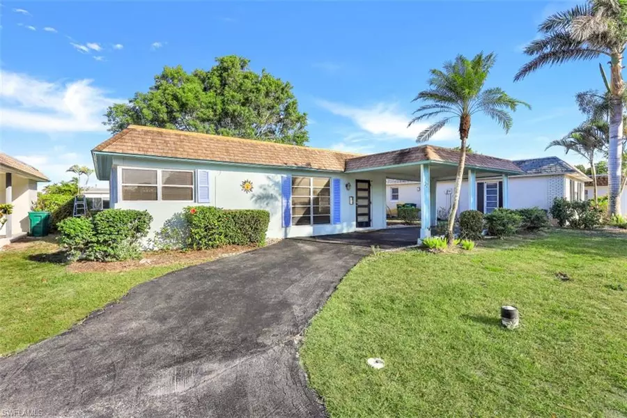 32 Knights Bridge RD #A-44, Naples, FL 34112