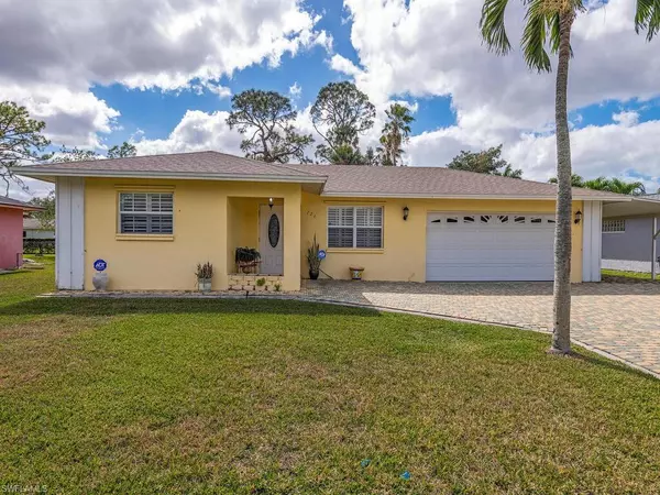 Naples, FL 34110,226 WILLOWICK DR