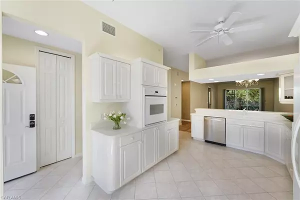 Naples, FL 34110,14565 Red Fox RUN #611