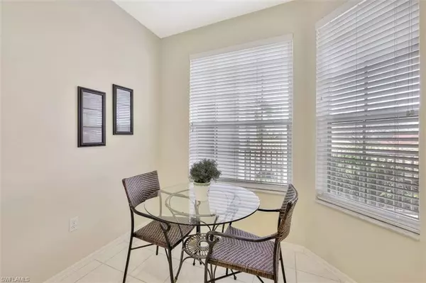 Naples, FL 34120,8259 Parkstone PL E #8-206