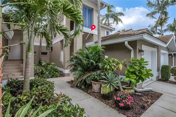 Naples, FL 34110,858 Carrick Bend CIR #202