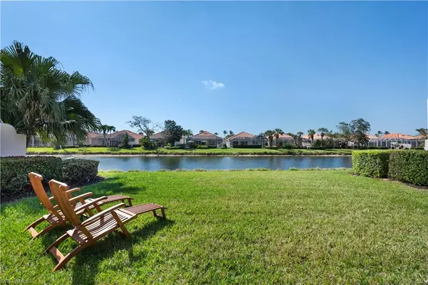 3925 Isla Ciudad CT, Naples, FL 34109