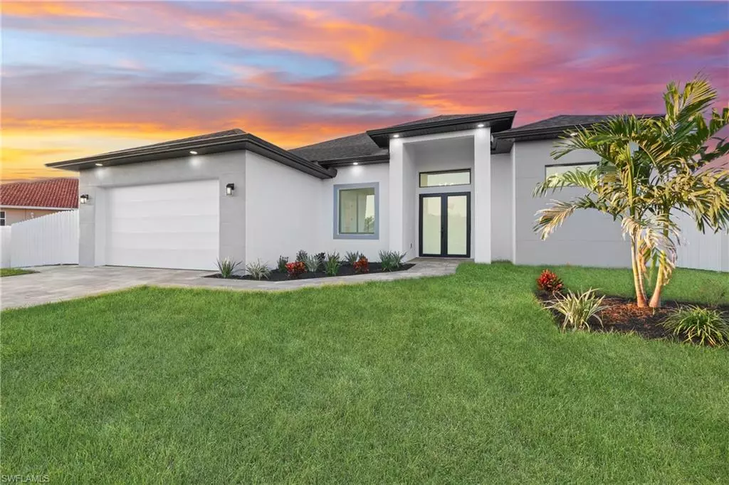 Cape Coral, FL 33990,922 SE 6th ST