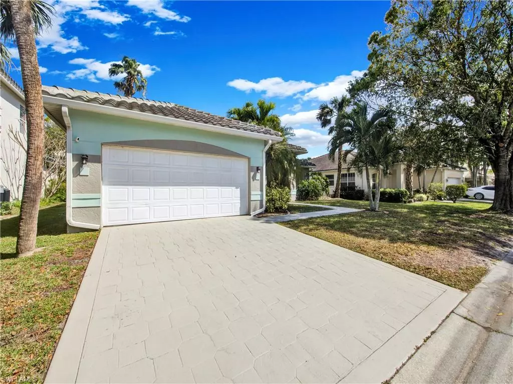 Fort Myers, FL 33913,11040 Lakeland CIR