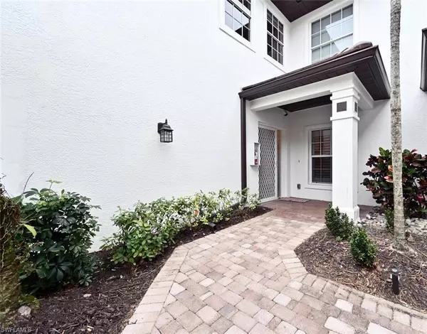 Naples, FL 34105,4465 Dover CT #1001