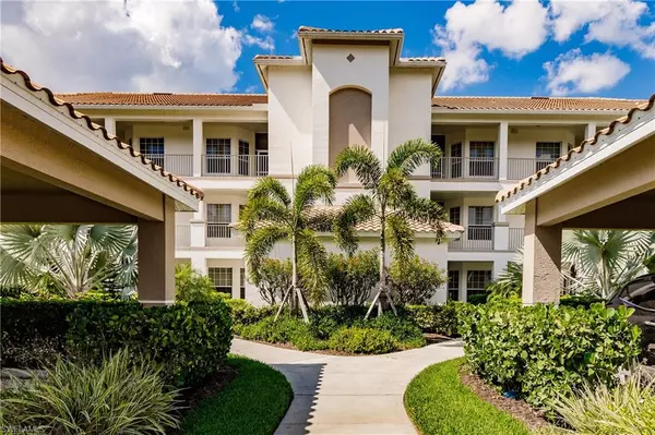 Naples, FL 34120,8239 Parkstone PL #303