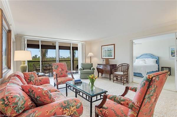 6825 Grenadier BLVD #203, Naples, FL 34108