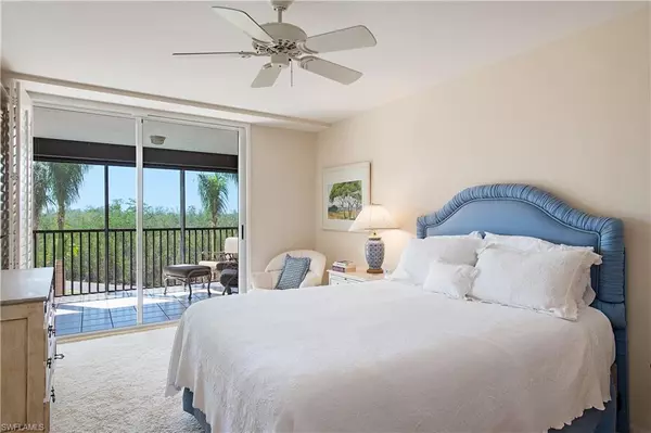 Naples, FL 34108,6825 Grenadier BLVD #203