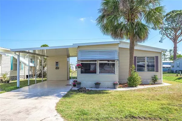 North Fort Myers, FL 33917,801 Homefolks ST