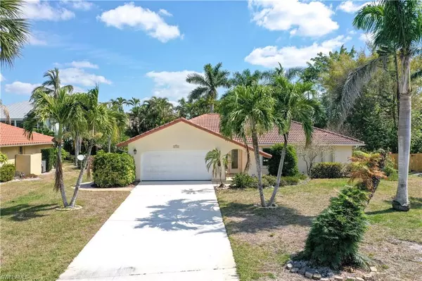 Bonita Springs, FL 34135,27156 Edenbridge CT