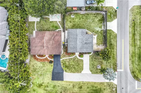 Naples, FL 34103,3760 12th ST N