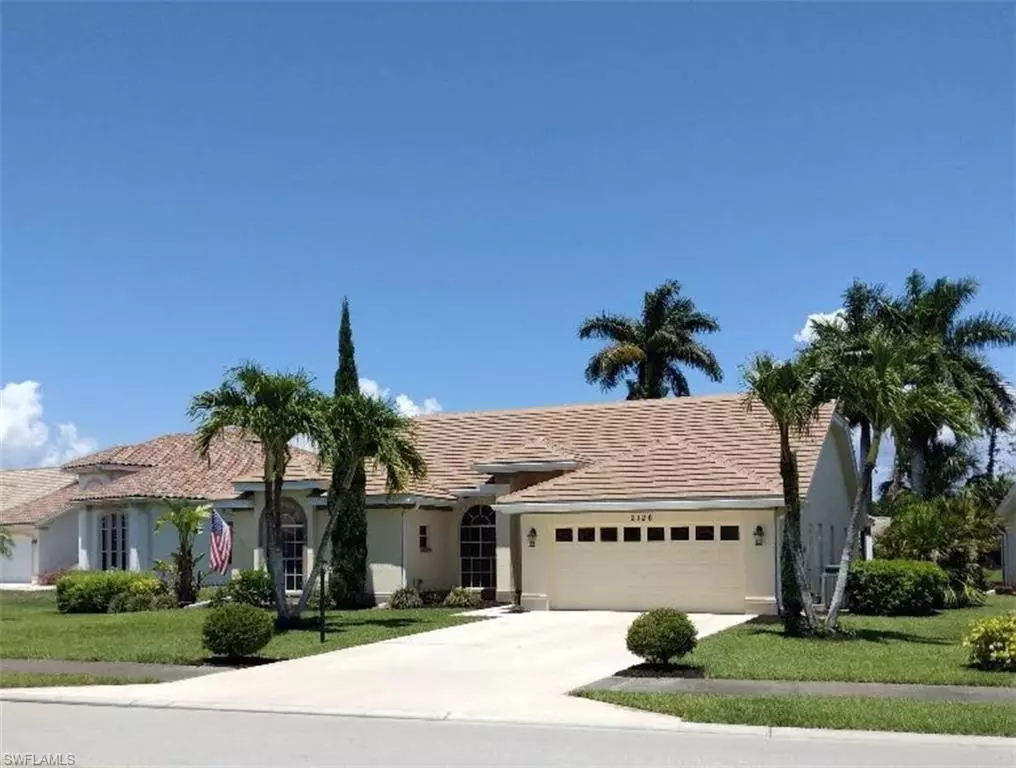 Naples, FL 34112,2126 CROWN POINTE BLVD E