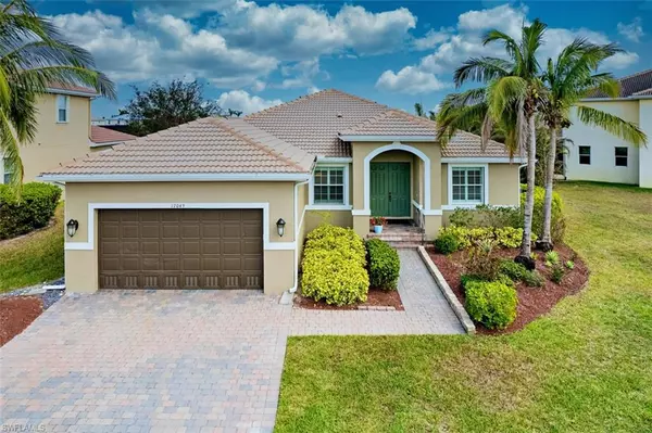 17045 Wrigley CIR, Fort Myers, FL 33908