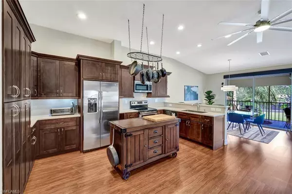 Naples, FL 34109,2426 Orchid Bay DR #F-204