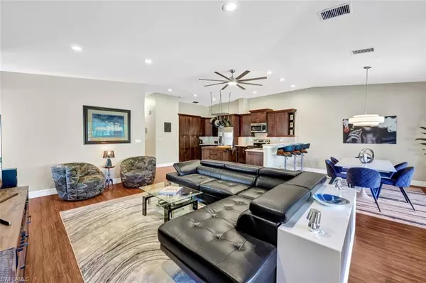 Naples, FL 34109,2426 Orchid Bay DR #F-204