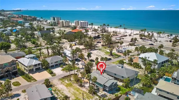 Fort Myers Beach, FL 33931,125 Coconut DR