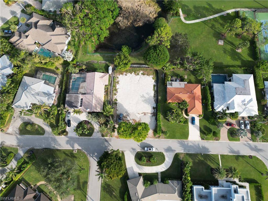 Naples, FL 34103,565 Whispering Pine LN