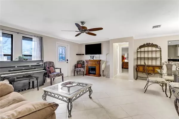 Naples, FL 34112,4941 Molokai DR #17