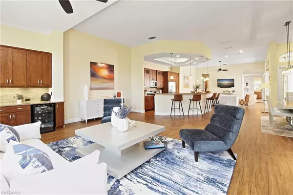 Bonita Springs, FL 34134,27549 Riverbank DR