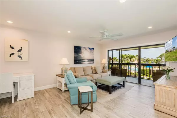 Marco Island, FL 34145,627 Seaview CT #N-3