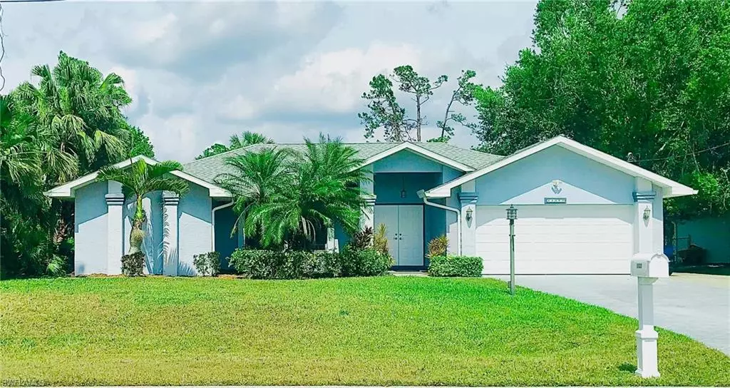 11393 Rabun Gap DR, North Fort Myers, FL 33917