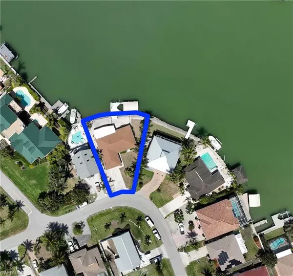 Naples, FL 34113,121 Jamaica DR