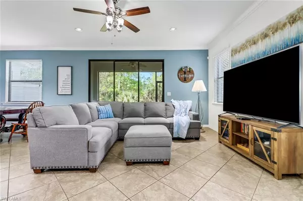 Naples, FL 34119,15338 Summit Place CIR #163