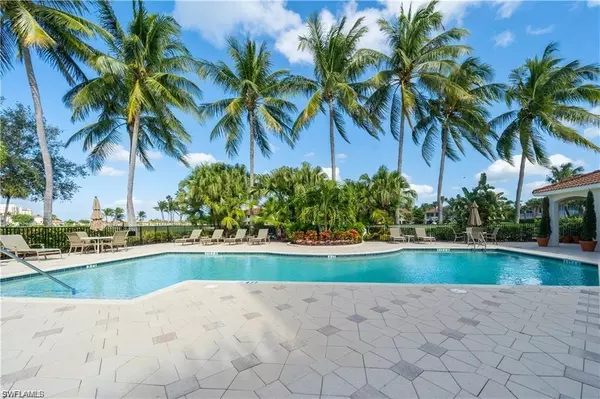 11090 Harbour Yacht CT #52D, Fort Myers, FL 33908