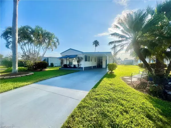 Naples, FL 34104,501 Cape Florida LN