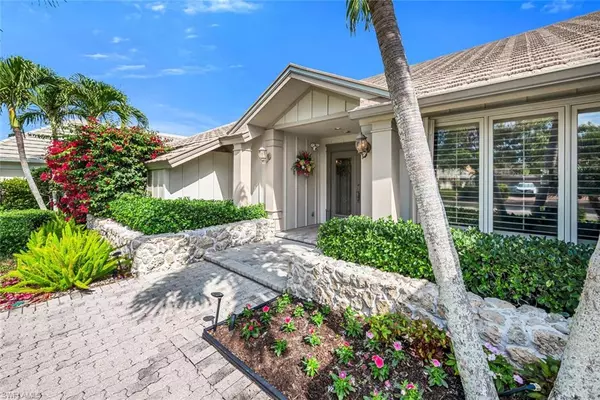 Naples, FL 34108,709 Bob White LN