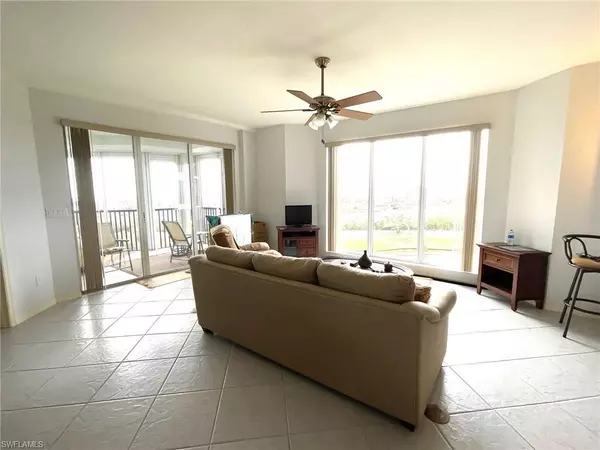 Fort Myers Beach, FL 33931,4198 Bay Beach LN #176