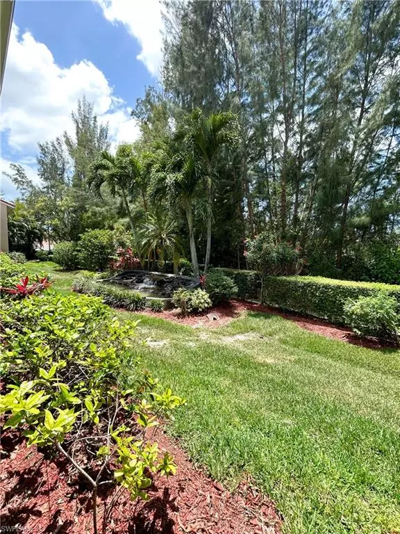 Naples, FL 34112,2380 Bayou LN #9