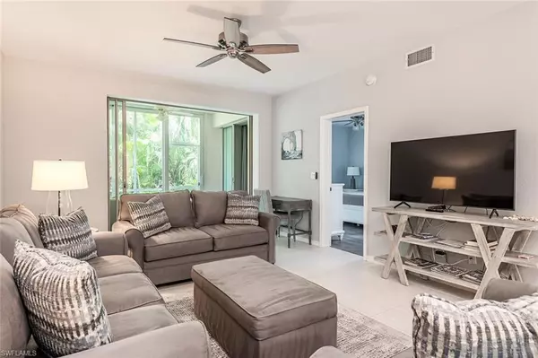 Naples, FL 34108,865 Tanbark DR #104