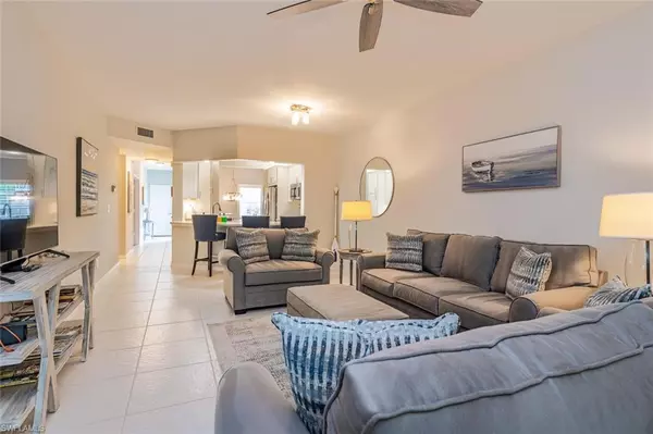 Naples, FL 34108,865 Tanbark DR #104