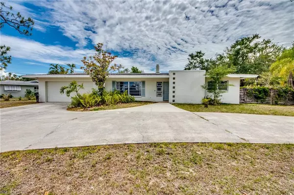 2136 Jasper AVE, Fort Myers, FL 33907