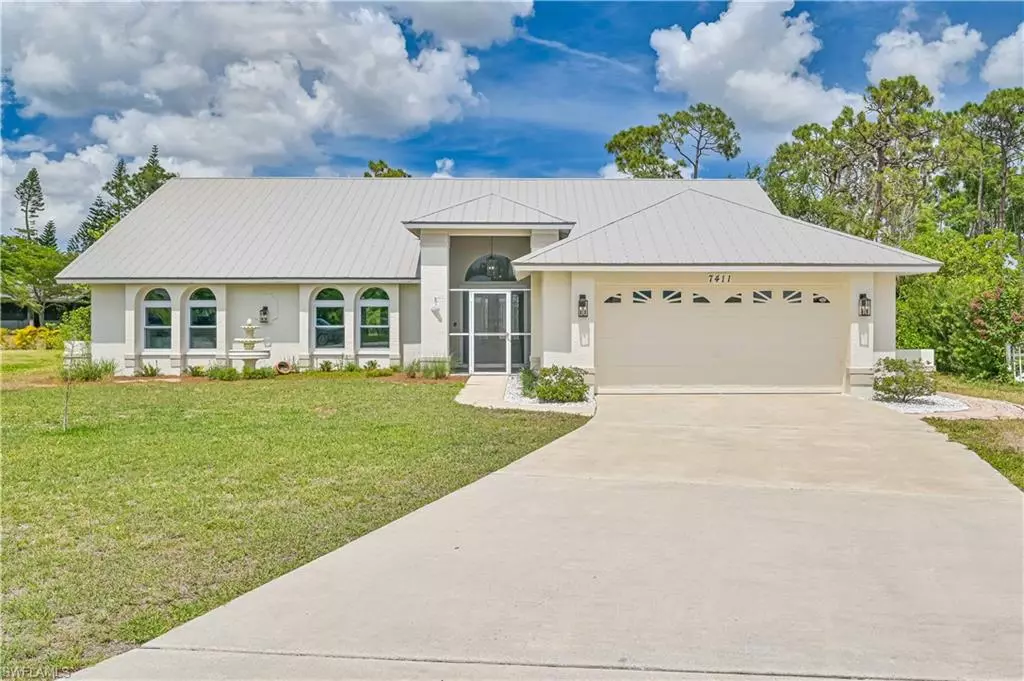 Fort Myers, FL 33967,7411 Bear Hollow CIR