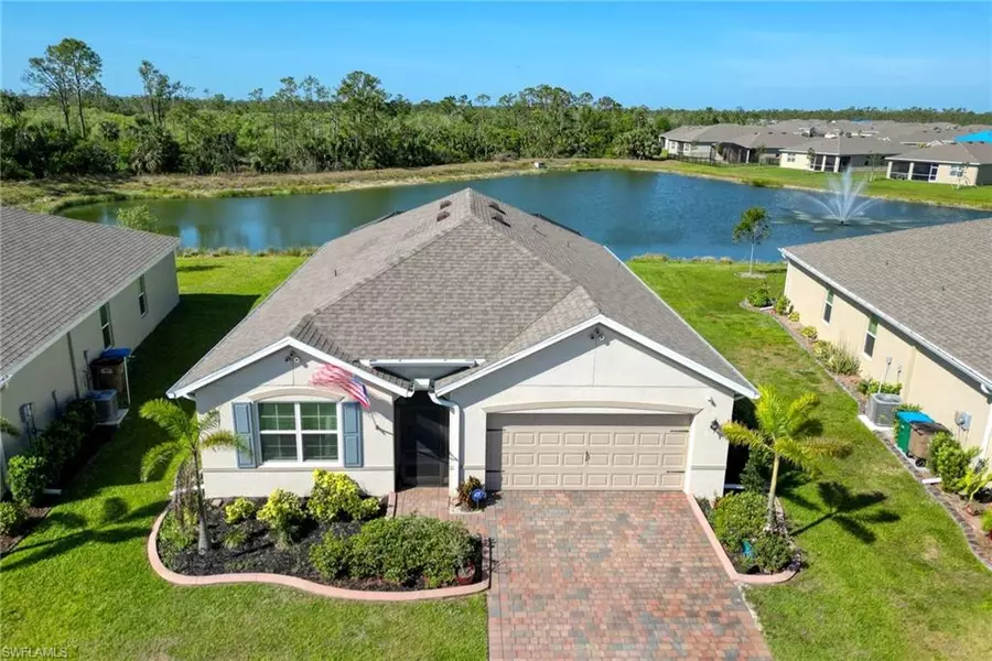 3180 Estancia LN, Cape Coral, FL 33909