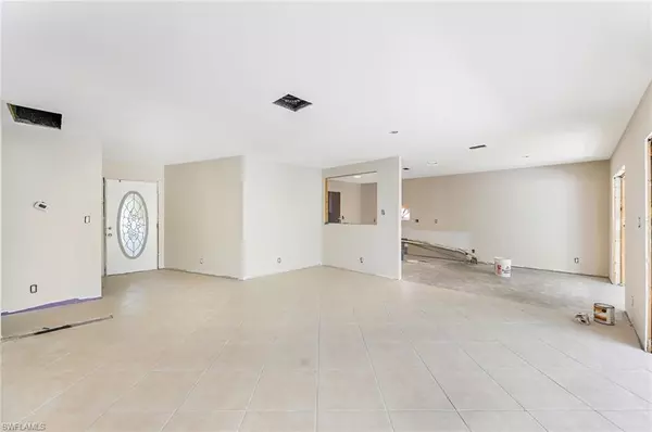 Naples, FL 34113,135 Tahiti CIR