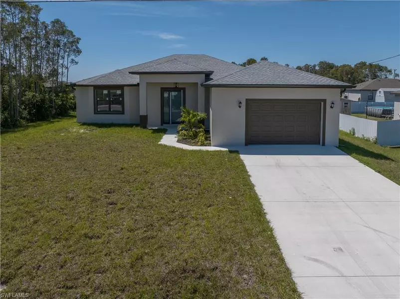 810 Lystra AVE, Fort Myers, FL 33913