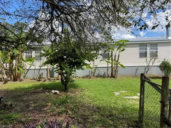 Labelle, FL 33935,1065 Evans RD